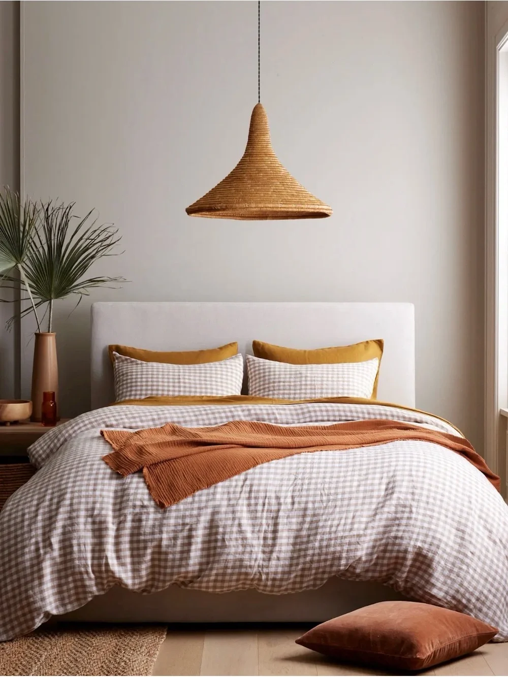Gingham Cafe European Linen King/Cal King Duvet Cover Set - Retail $214
